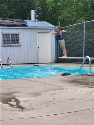 c954bd02-8c44-48c1-a622-150e24ab45e7.jpg